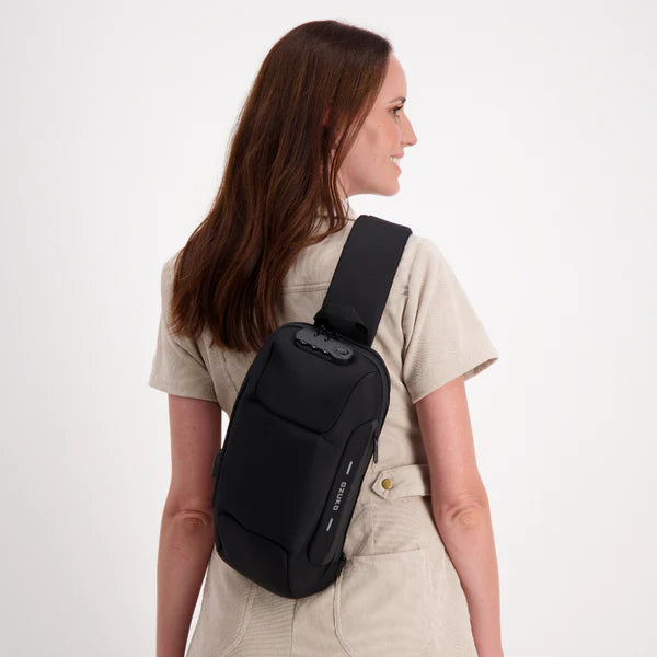 🔐 Anti-Theft Crossbody Charging Bag