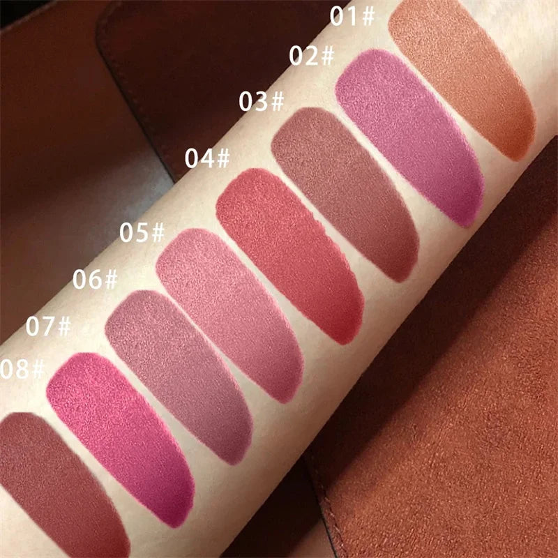 LipLock: The Liquid Lipstick Liner